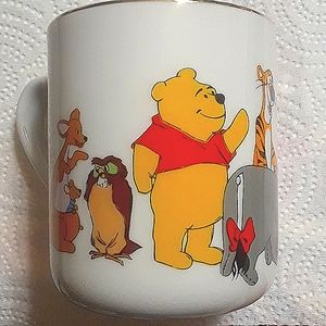Vintage! NWOT! Winnie the Pooh and friends mug 16 oz. made in Japan